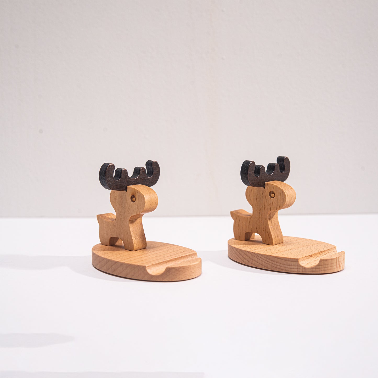 Personalized Wooden Phone Holder (Deer Design)