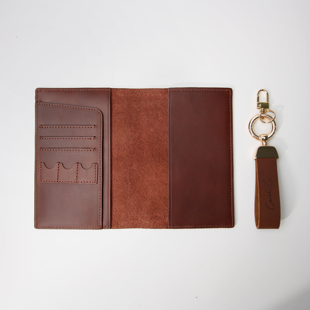 [Sweet Set F] Cursa Leather Passport Holder + Hera Keychain