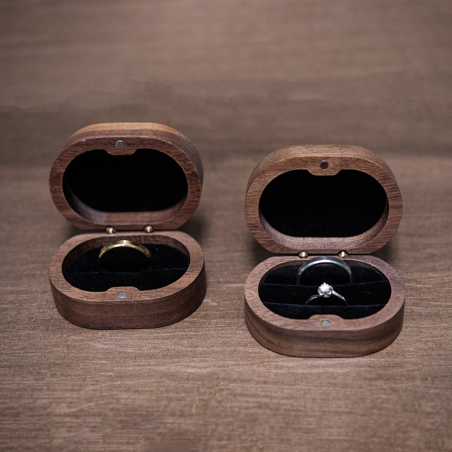 Wooden Oval Ring Box ( Solid Top)